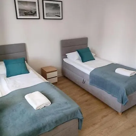 아파트 Family With Balcony Warszawska By Renters *